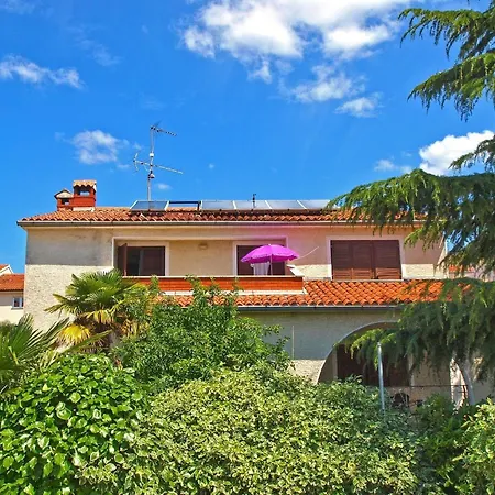 Apartment Fuer 6 Personen Ca 60 Qm In Rovinj, Istrien Istrische Riviera *