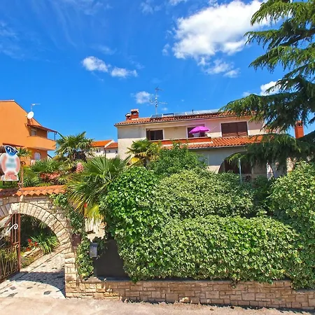 Fuer 6 Personen Ca 60 Qm In Rovinj, Istrien Istrische Riviera Apartment Rovinj